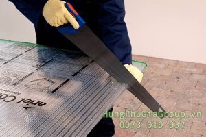 cách cắt tấm polycarbonate