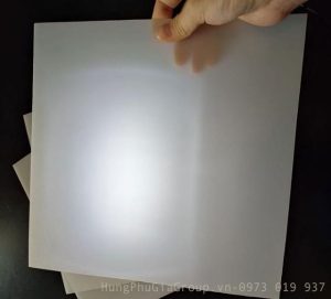 tấm nhựa mica tản sáng