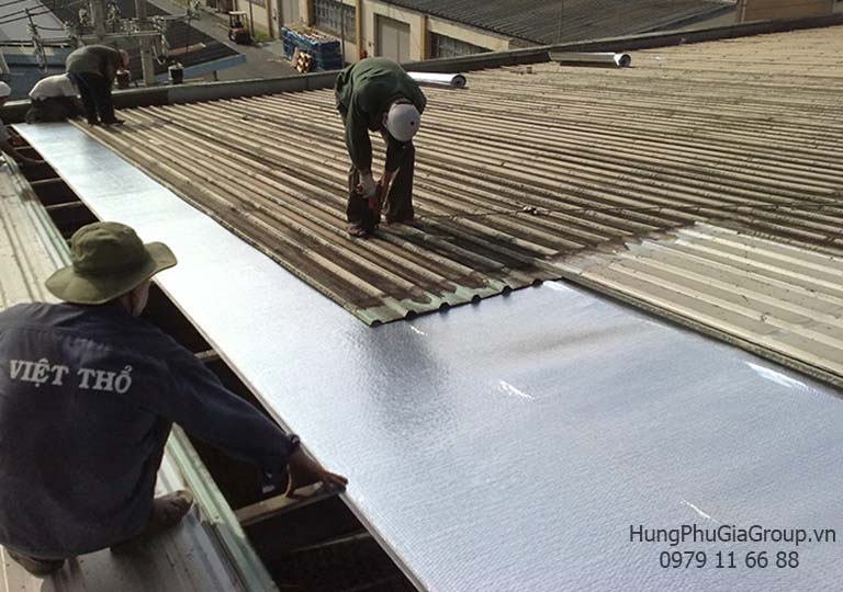 Giải pháp hiệu quả từ xốp cách nhiệt chống nóng mái tôn giúp tiết kiệm năng lượng