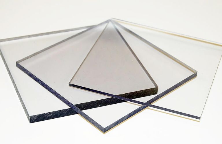 Độ trong suốt của tấm Mica 3mm lên đến 92%