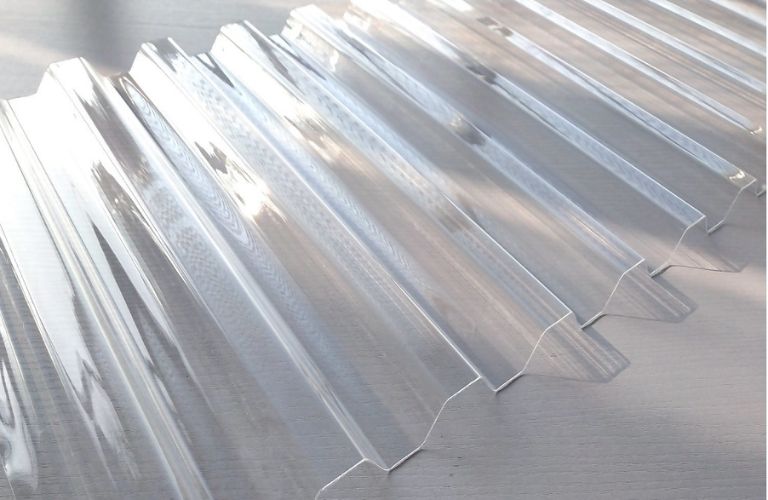 Hưng Phú Gia cung cấp tôn nhựa lấy sáng chất lượng, giá tốt