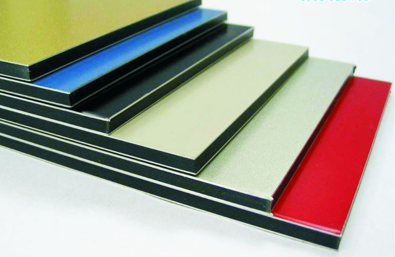 Tấm Alu ốp tường chống ẩm được bán với nhiều mức giá khác nhau