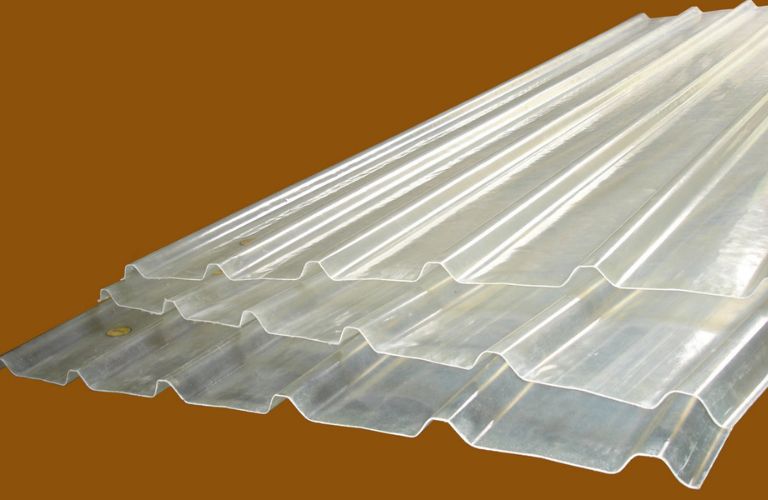 Sản phẩm tôn nhựa lấy sáng chất lượng tại Hưng Phú Gia