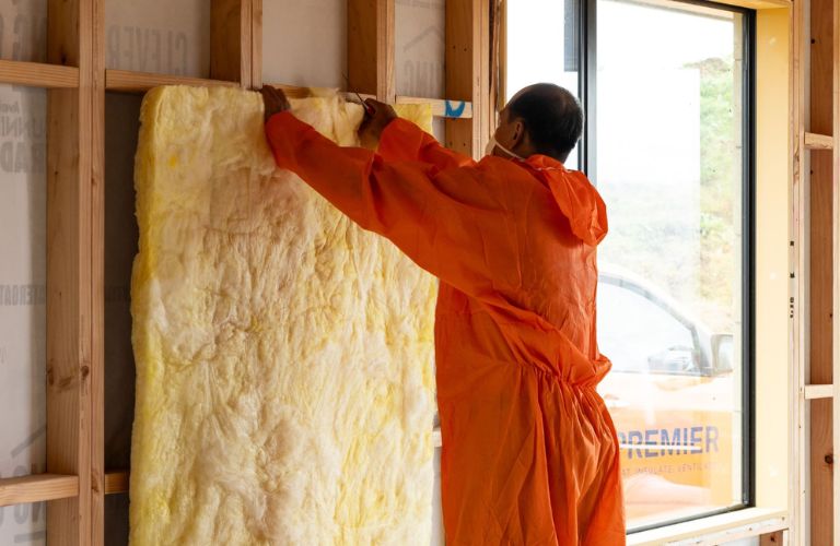 Áp dụng đầy đủ các biện pháp bảo vệ cá nhân khi thi công