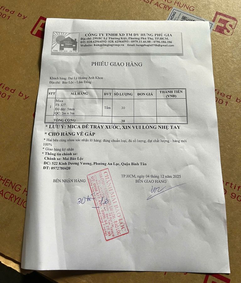 Hưng Phú Gia bàn giao đơn hàng 30 tấm Mica FS