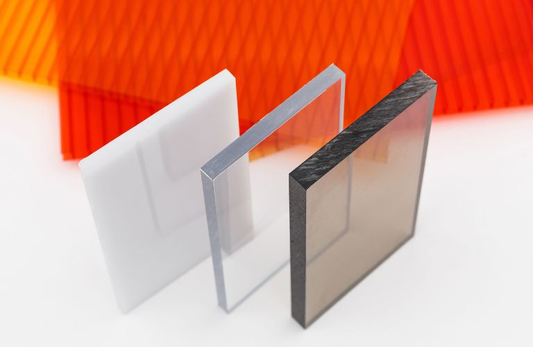 Trọng lượng nhẹ, độ bền cao, chịu va đập tốt