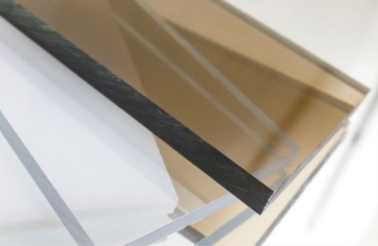 Tấm Polycarbonate đặc ruột 10mm có độ bền cơ học cao