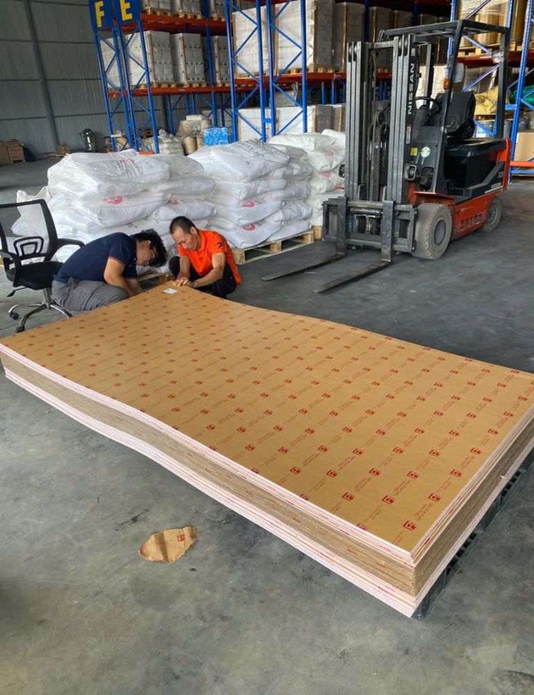 Đảm bảo số lượng và quy cách trước khi vận chuyển theo đúng tiến độ cam kết