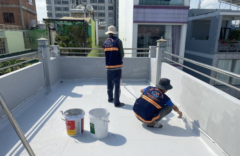 Chống thấm cho sân thượng thường xuyên đi lại