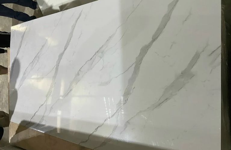 Sàn nhựa giả đá marble trắng
