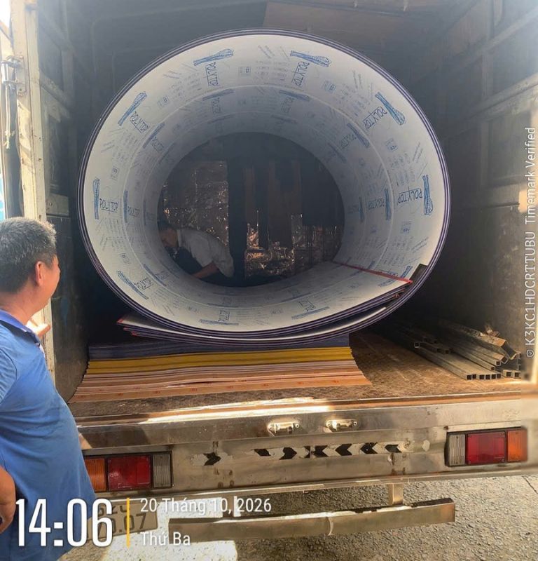 Hưng Phú Gia vận chuyển đơn hàng mica và polycarbonate
